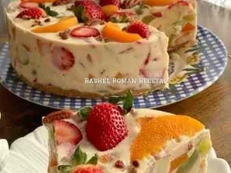 Torta Gelada Cremosa de Frutas